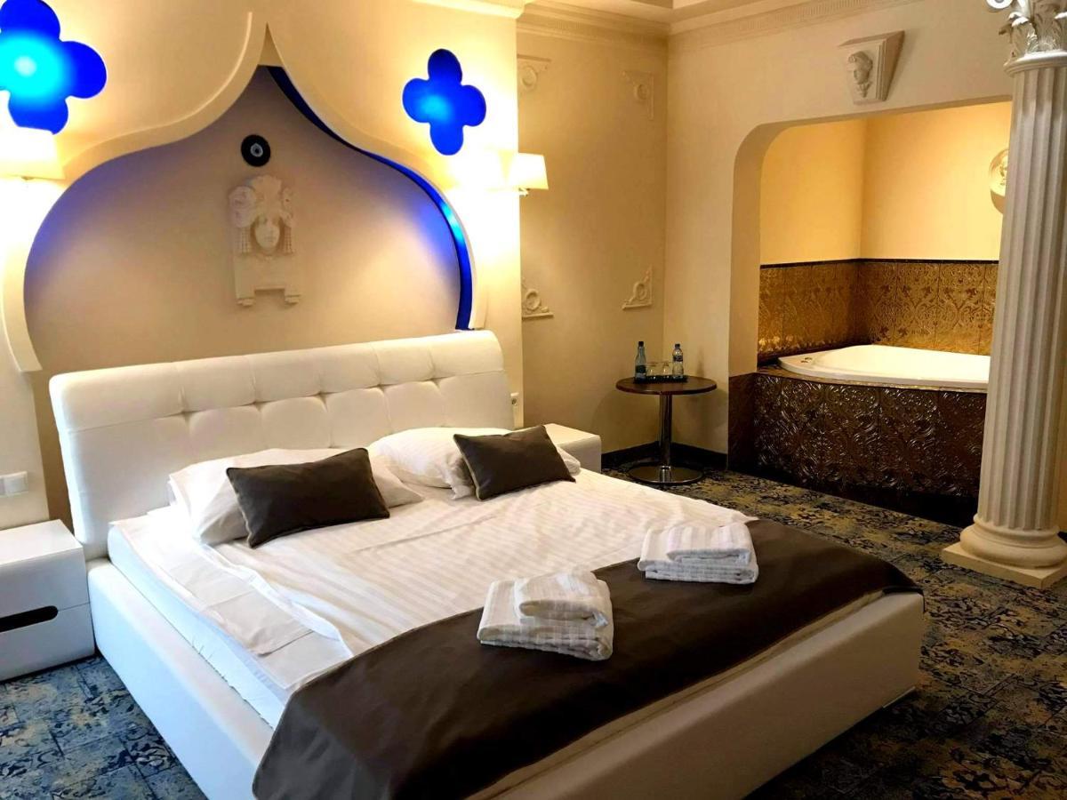 Hotel Venecia Palace Michałowice Dış mekan fotoğraf