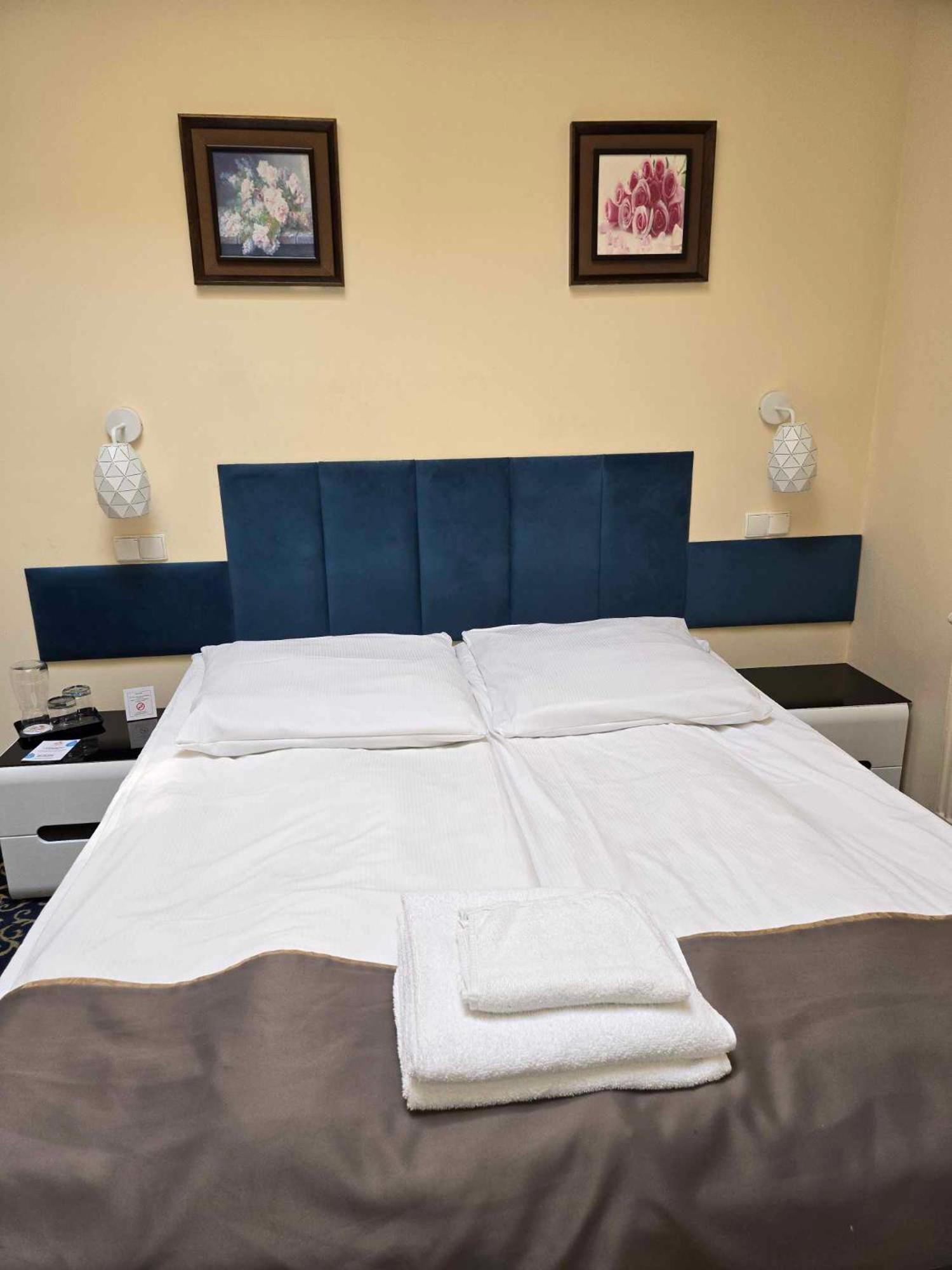 Hotel Venecia Palace Michałowice Dış mekan fotoğraf