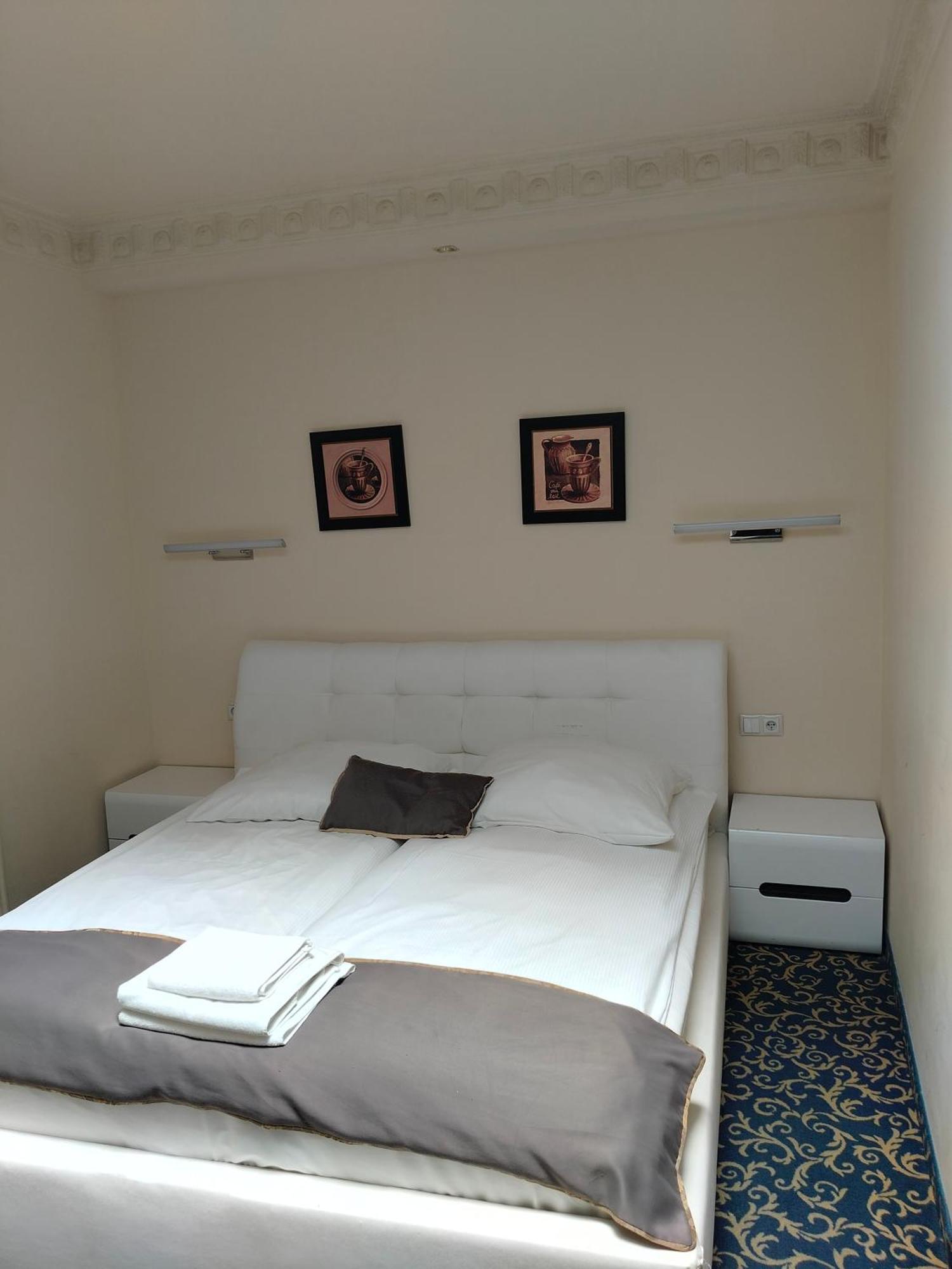 Hotel Venecia Palace Michałowice Dış mekan fotoğraf