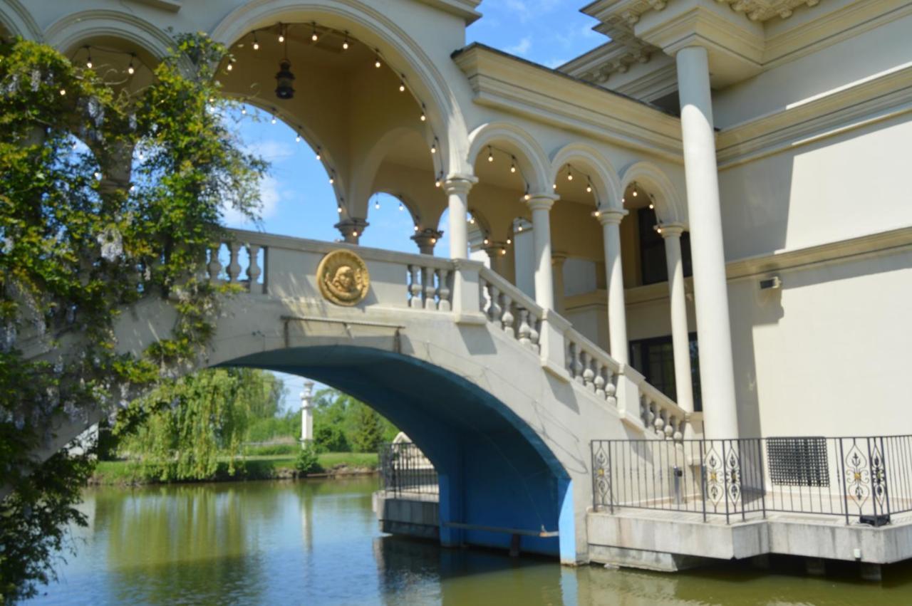 Hotel Venecia Palace Michałowice Dış mekan fotoğraf